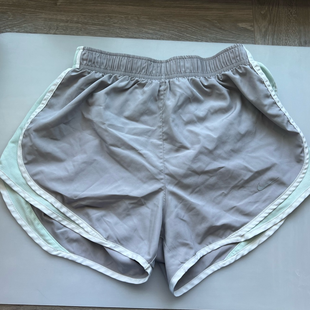 Women’s Nike Running Shorts Gray